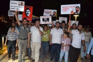 Mısır'da &ouml;ld&uuml;r&uuml;len 53 kişi i&ccedil;in gıyabi cenaze namazı