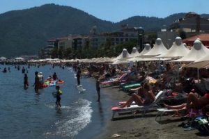 Plajlar yabancılara kaldı