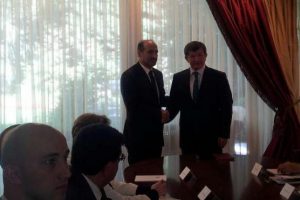 Davutoğlu, Jarba ile g&ouml;r&uuml;şt&uuml;