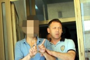 Aranan şahıs yakalandı