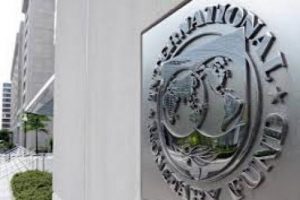 IMF b&uuml;y&uuml;me tahminlerini indirdi