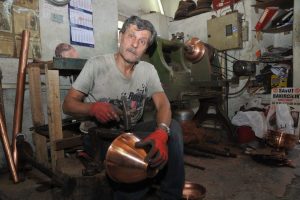 D&uuml;nya aleme Bursa'dan alem g&ouml;nderiyor