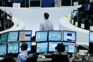 Wall Street'te kazan&ccedil; iyimserliği