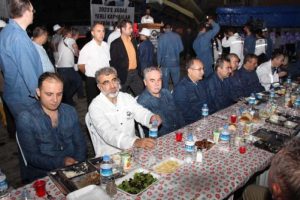 Bakandan madencilere s&uuml;rpriz ziyaret