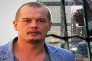 Arda Kural oyunculuğa d&ouml;n&uuml;yor