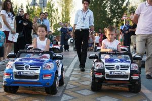 Off-Roadcılara taş &ccedil;ıkarttılar