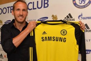 40 yaşındaki kaleci Chelsea'de!