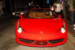 Yağmur Sarıoğlu'nun Ferrari ile imtihanı