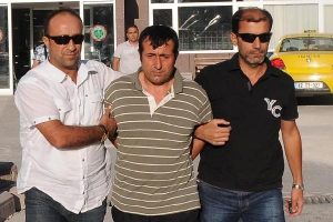 Kayınpederini &ouml;ld&uuml;rd&uuml;