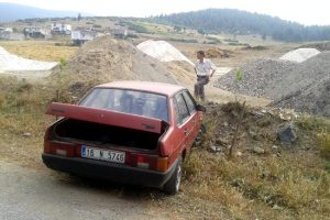 &Ccedil;aldıkları aracın yakıtı bitince...