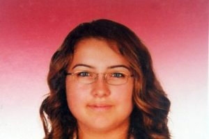 19 yaşındaki  kızın ani &ouml;l&uuml;m&uuml; ş&uuml;pheli bulundu