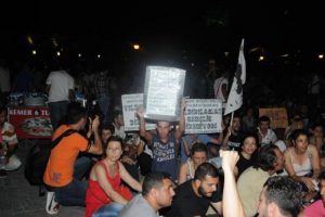 İzmir'den Gezi'ye destek