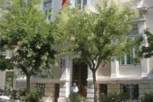 Onassis'in salonu T&uuml;rk El&ccedil;i'nin ofisi