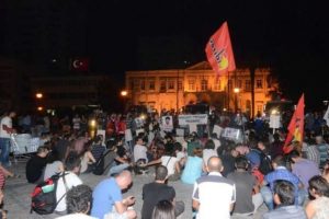 İzmir'de "Ali İsmail Korkmaz" y&uuml;r&uuml;y&uuml;ş&uuml;