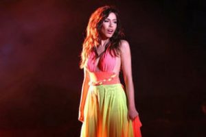 Ağustosta tam sekiz konser verecek
