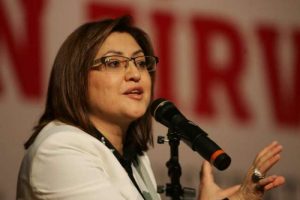 Kendi partisindeki vekili kınadı