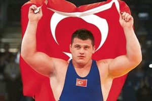Rıza Kayaalp'ın başı fena ağrıyacak