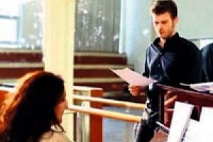 Tatlıtuğ kendi okulunu tanıttı