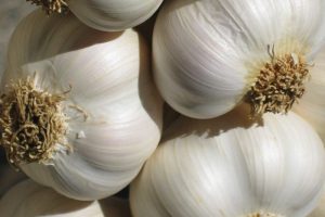 Her derde deva: Sarımsak