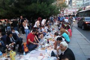 Kocamustafapaşa'da 'direniş iftarı'