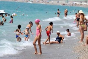 Antalya cıvıl cıvıl