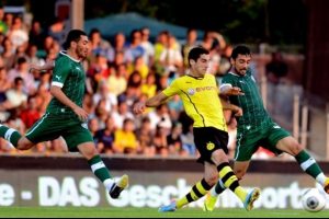 Bursaspor B.Dortmund'a direnemedi