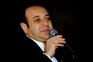 "Maddeleri değiştirmektense anayasayı değiştirelim"