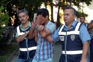 Ekonomik su&ccedil;u en &ccedil;ok ilkokul mezunları işliyor