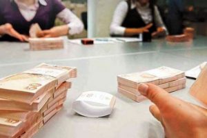 4 Milyon gen&ccedil; 40 milyar bor&ccedil;