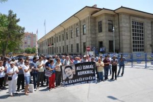 Eskişehir'de Vali Tuna'yı protesto eylemi