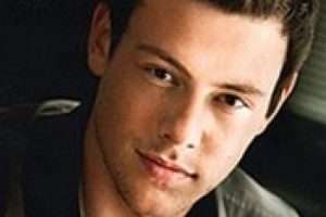 Glee'nin yıldızı sevgilisinin ani &ouml;l&uuml;m&uuml;n&uuml;n ardından konuştu