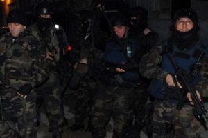 Ankara'da şafak operasyonu