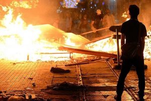 İstanbul'da Gezi Parkı operasyonu: 30 g&ouml;zaltı