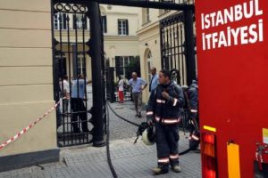 Hollanda Başkonsolosluğu'nda korkutan yangın