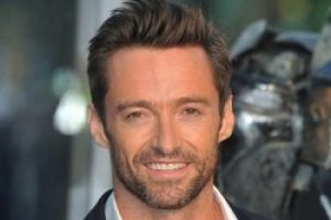Hugh Jackman annesini affetti