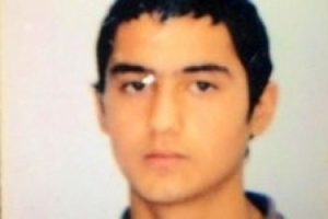 Ali uyandı