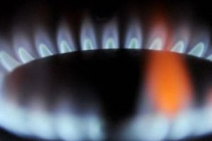 Bakan Yıldız'dan doğalgaz m&uuml;jdesi
