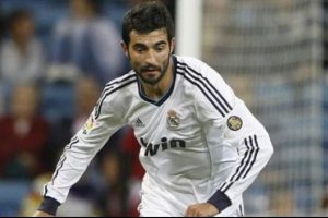 Napoli'den R.Madrid'e 12 milyon euro