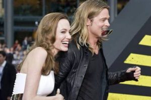 Angelina Jolie Brad Pitt'i tatile g&ouml;nderdi