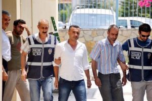 3 ilde ka&ccedil;ak sigara operasyonu