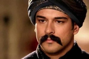 Burak &Ouml;z&ccedil;ivit'ten s&uuml;rpriz karar!