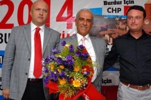 Ağabeyine karşı başkanlığa aday oldu