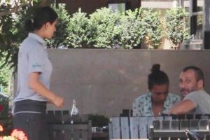 'Niye &ccedil;ekiyorlar?'