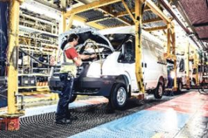 Otomotiv devi T&uuml;rkiye'yi tercih etti