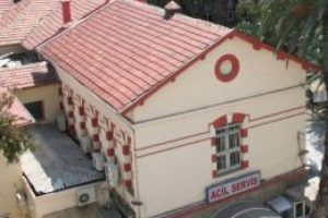 Acilde hangi doktorlar g&ouml;rev alıyor?