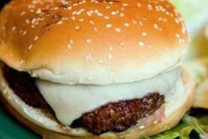 L&uuml;ks oto fiyatına hamburger