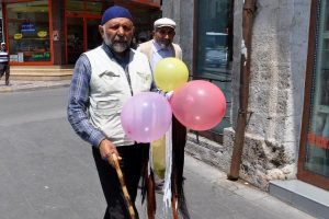 Azim engel tanımıyor