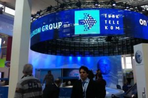 T&uuml;rk Telekom'dan b&uuml;y&uuml;k gelir