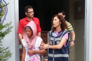 Hırsızlık zanlısı uygulamada yakalandı