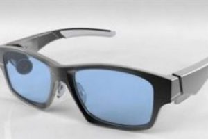 Google Glass'a rakip geliyor